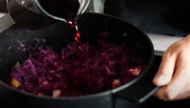 Red Cabbage With Pears